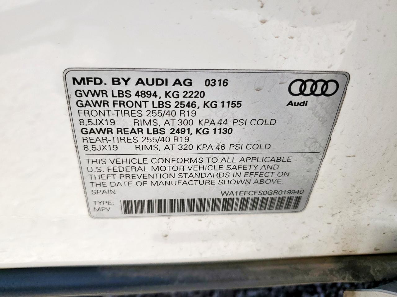 AUDI Q3 PREMIUM PLUS