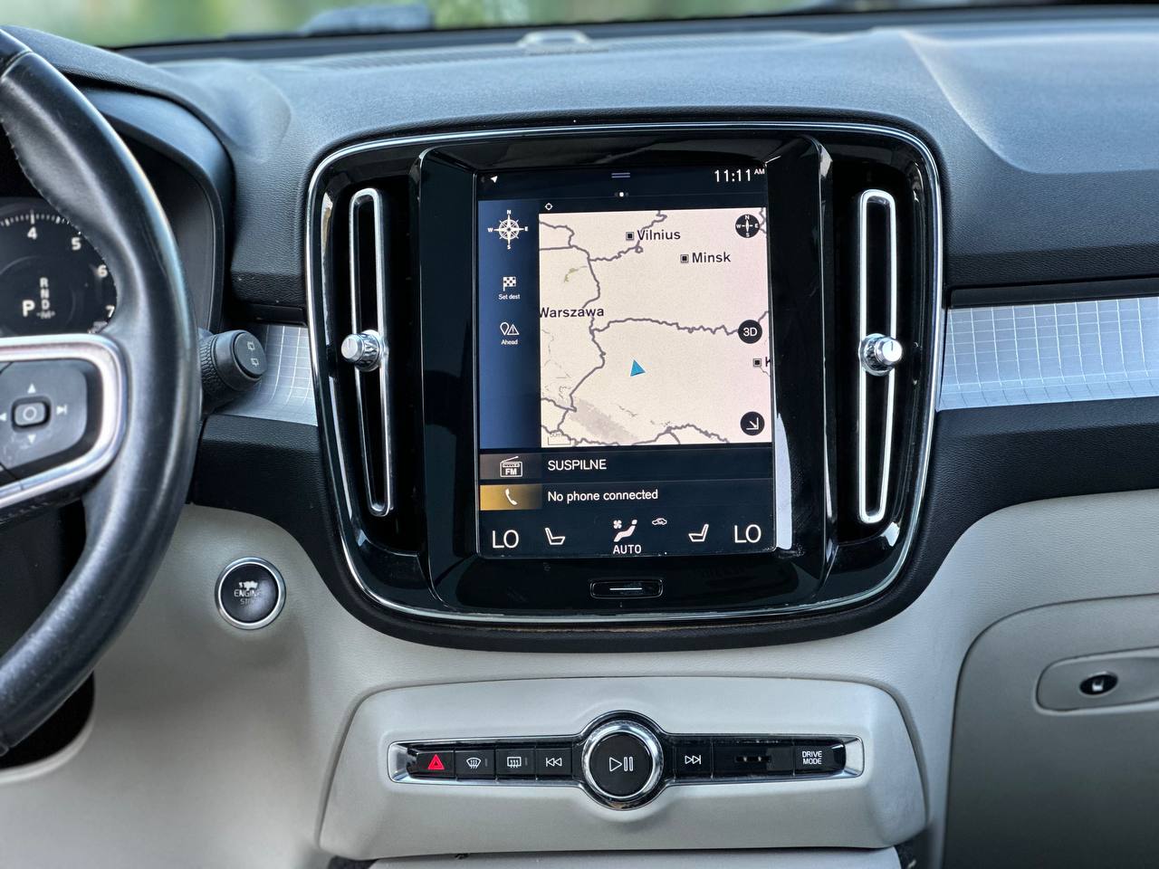 VOLVO XC40 T5 MOMENTUM