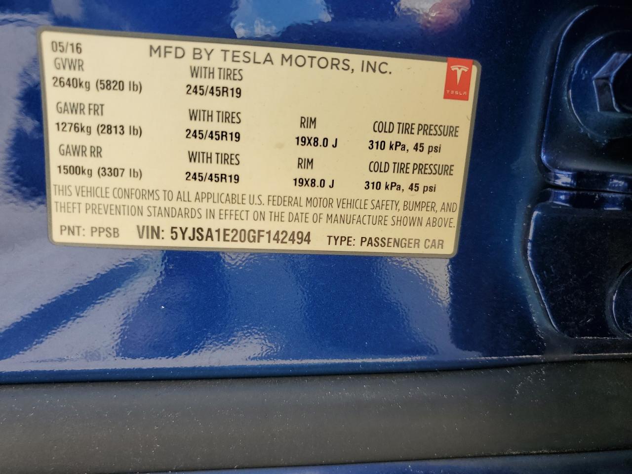 TESLA MODEL S 90D