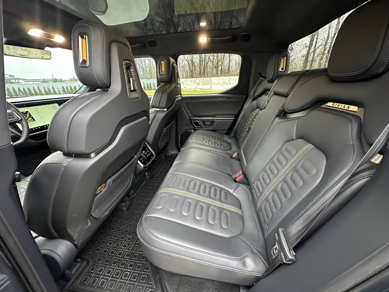2022 RIVIAN R1T ADVENTURE QUAD MOTOR LARGE