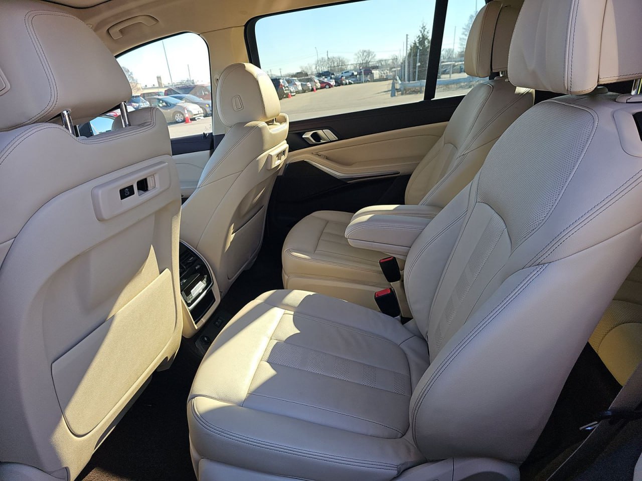 2019 BMW X7 40i