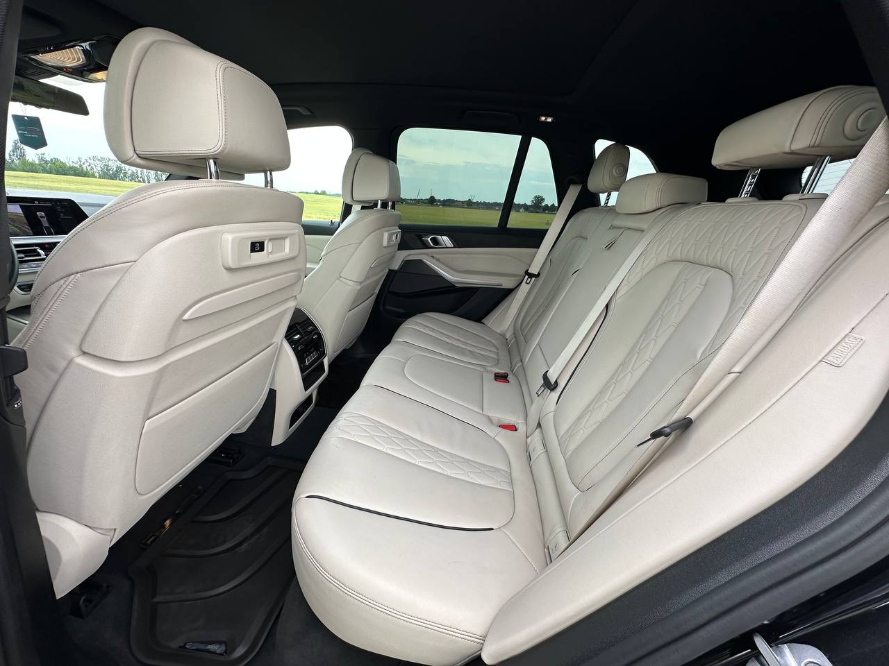 2019 BMW X5 XDRIVE 50i M-SPORT(ПНЕВМО)