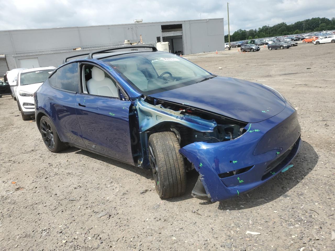 TESLA MODEL Y LR DM