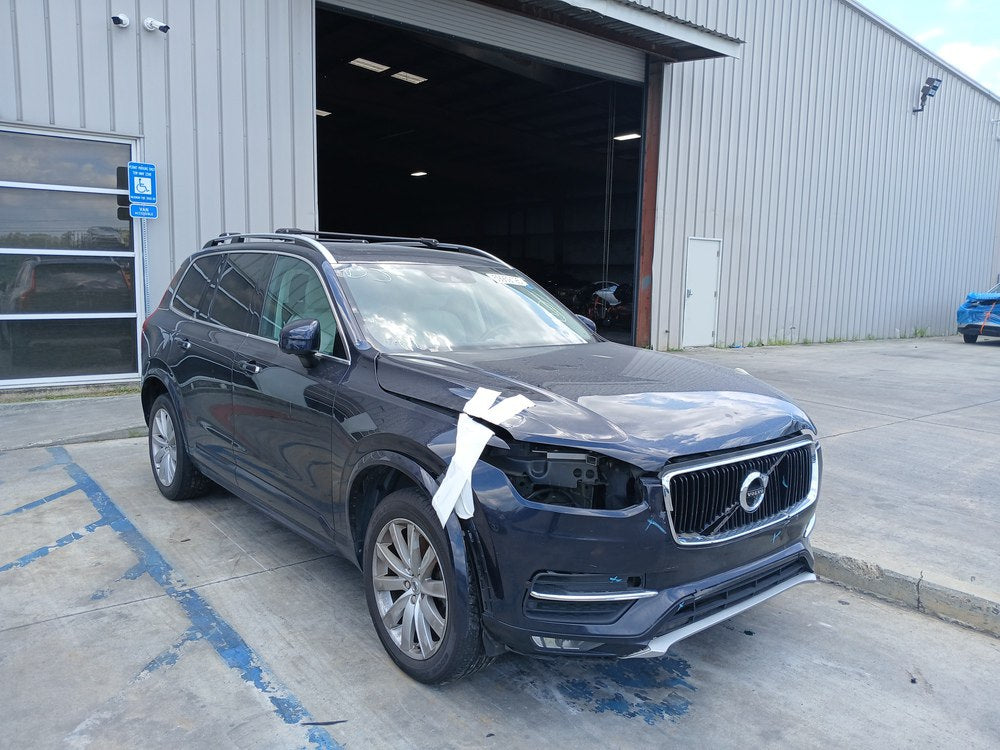 VOLVO XC90 T6 MOMENTUM