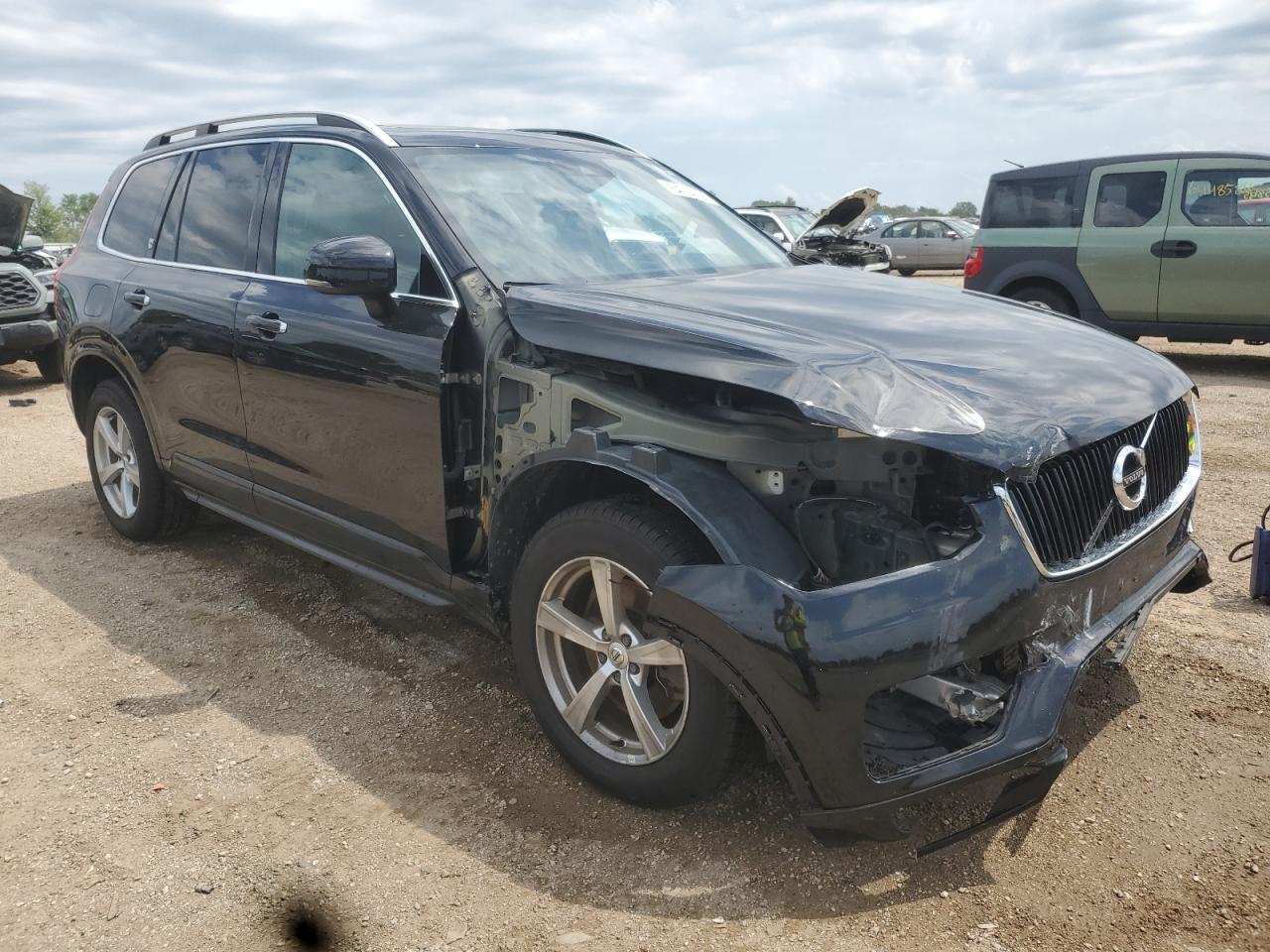 VOLVO XC90 T5 MOMENTUM