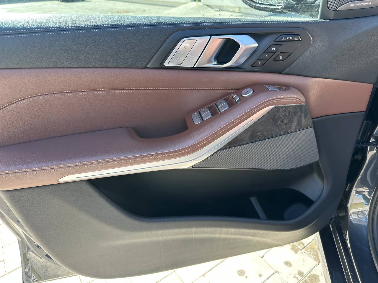2020 BMW X7 40i