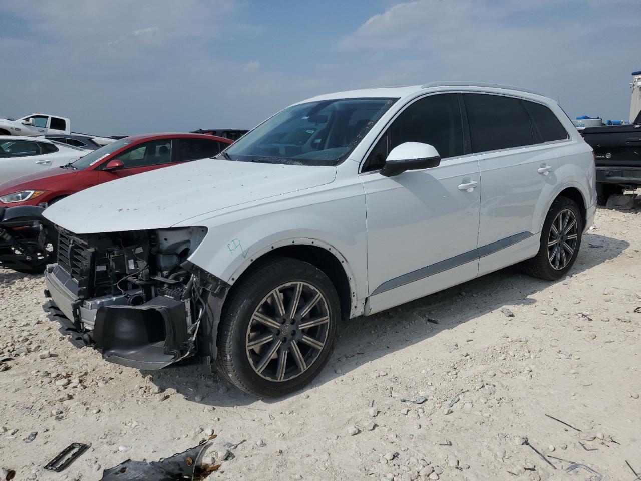 AUDI Q7 PREMIUM PLUS