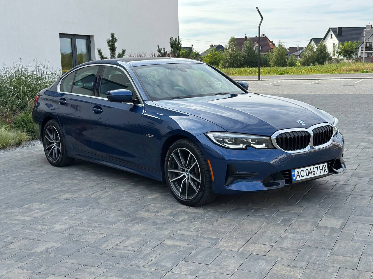 BMW 330E Plug-in hybrid Xi