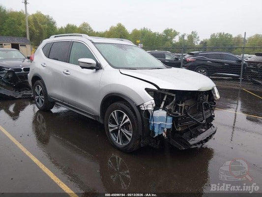 2017 NISSAN ROGUE SL