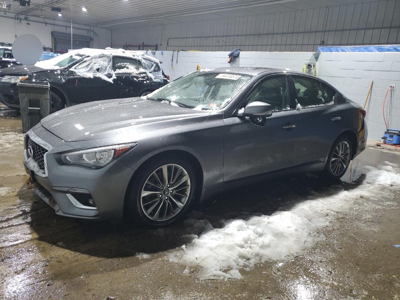 INFINITI Q50 PURE