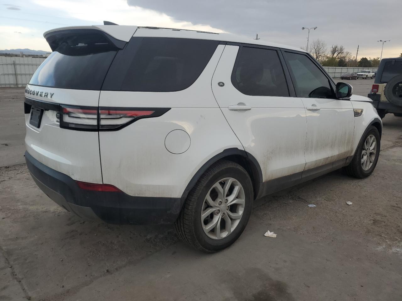 LAND ROVER DISCOVERY SE
