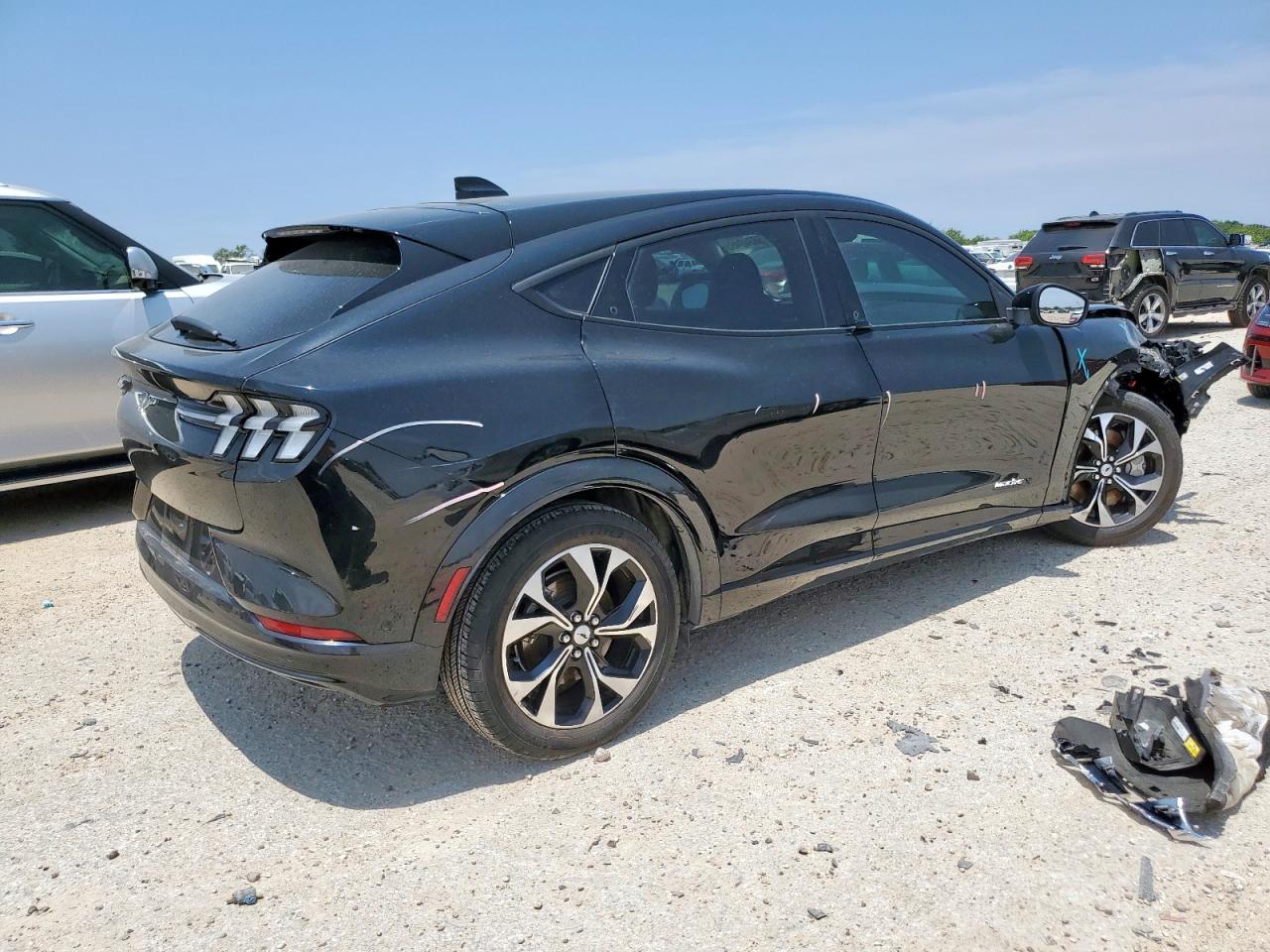 FORD MUSTANG MACH-E PREMIUM SR RWD