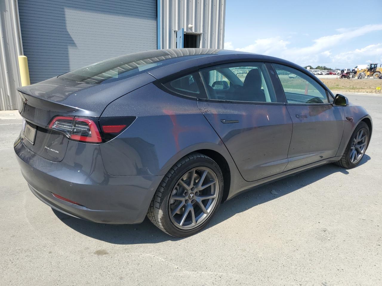 TESLA MODEL 3 LR AWD