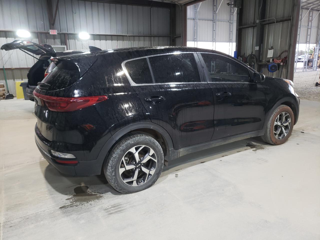 KIA SPORTAGE LX