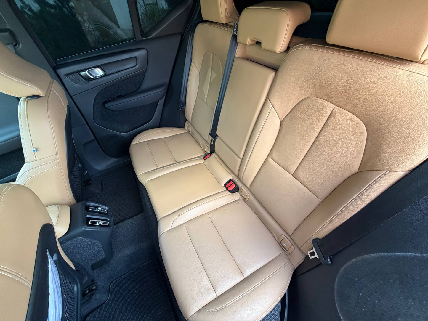 2021 VOLVO XC40 T4 INSCRIPTION