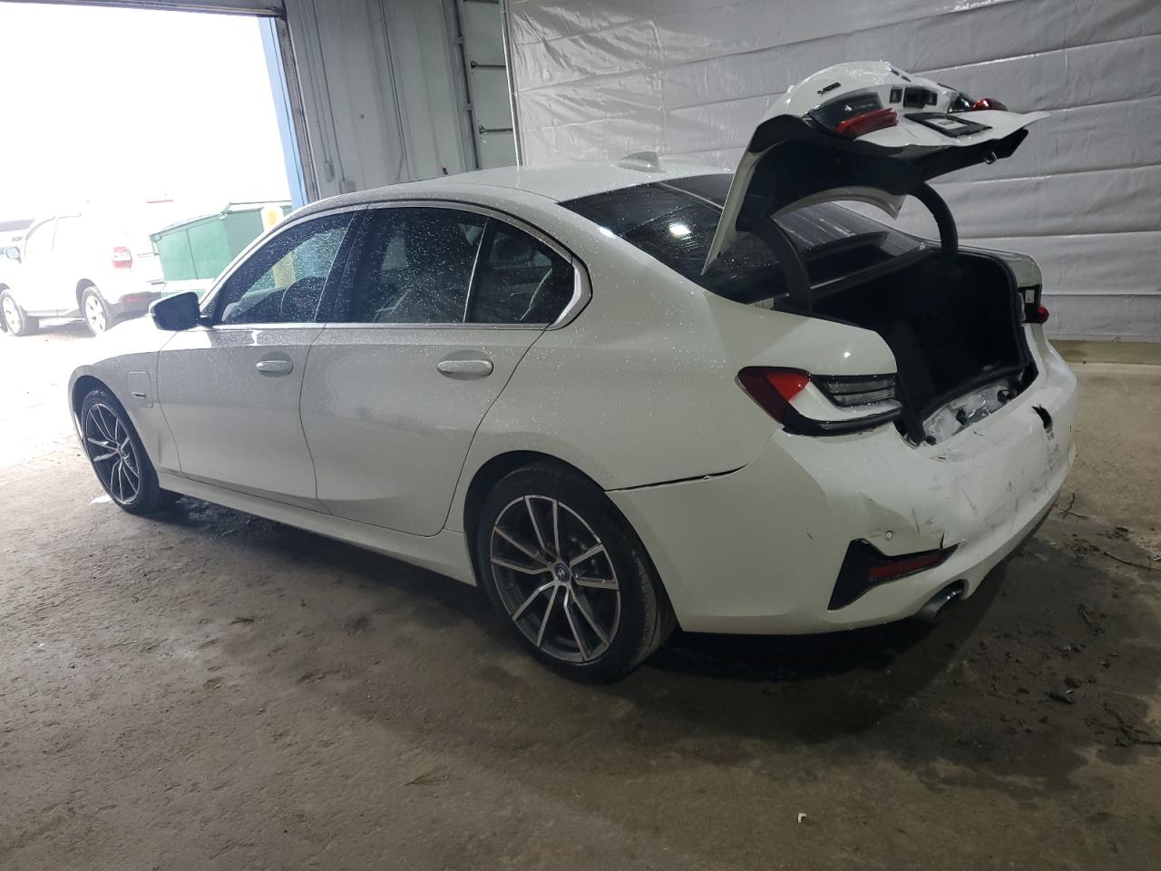 BMW 330E PHEV