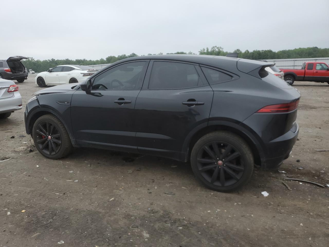 JAGUAR E-PACE R-DYNAMIC SE P-300