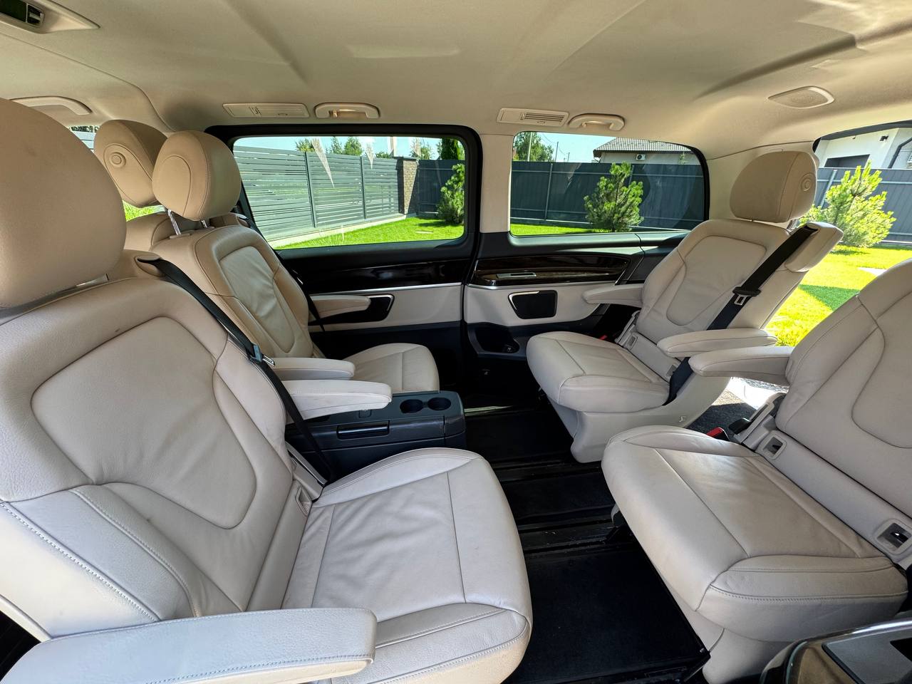 Mercedes V class Avangarde Long V250