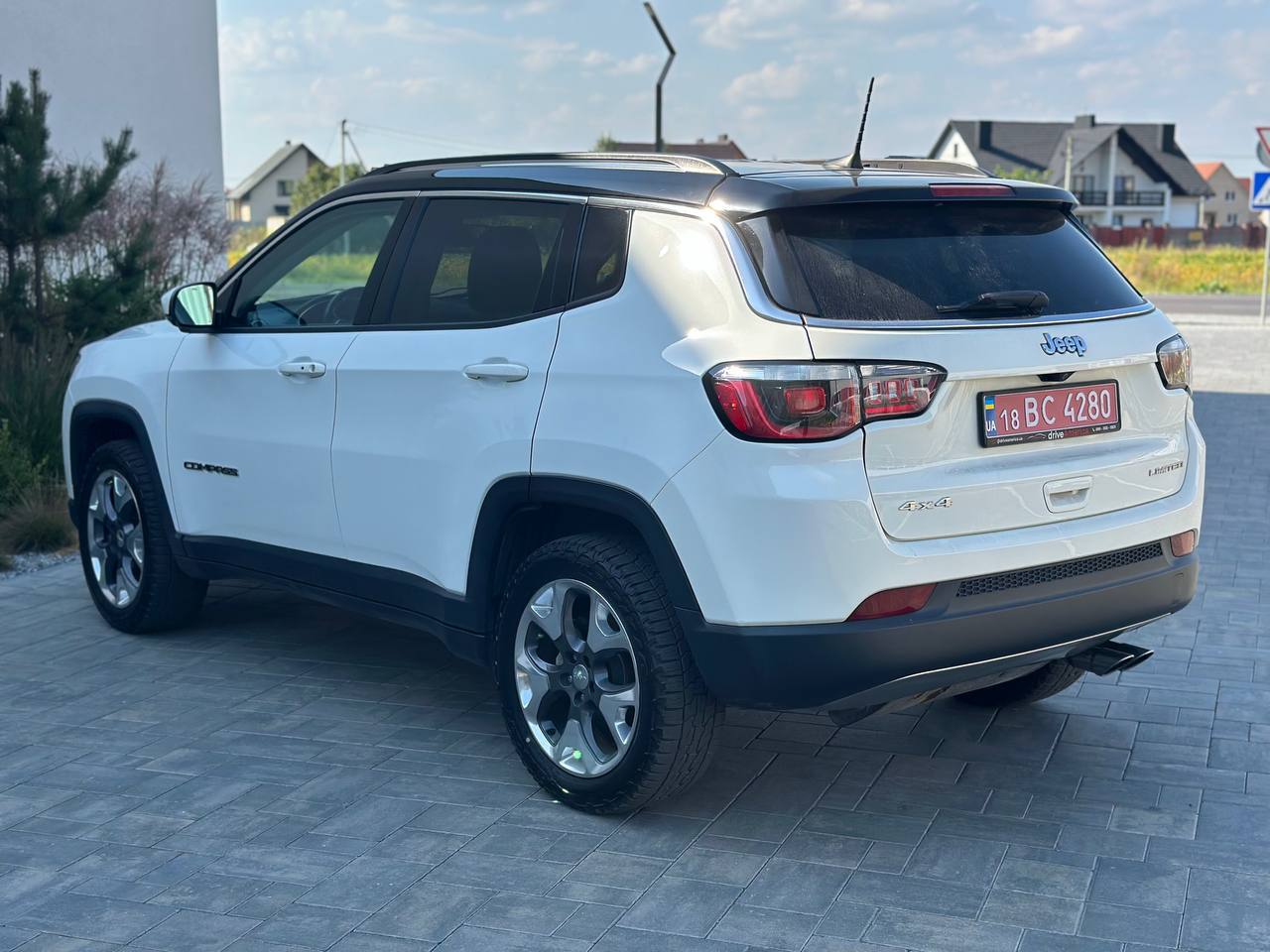 JEEP COMPASS LIMITED