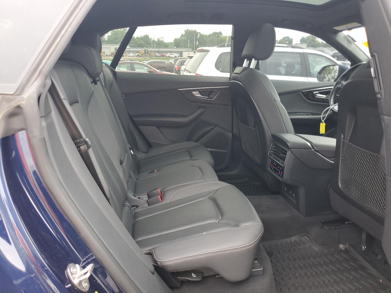 AUDI Q8 PREMIUM PLUS S-LINE