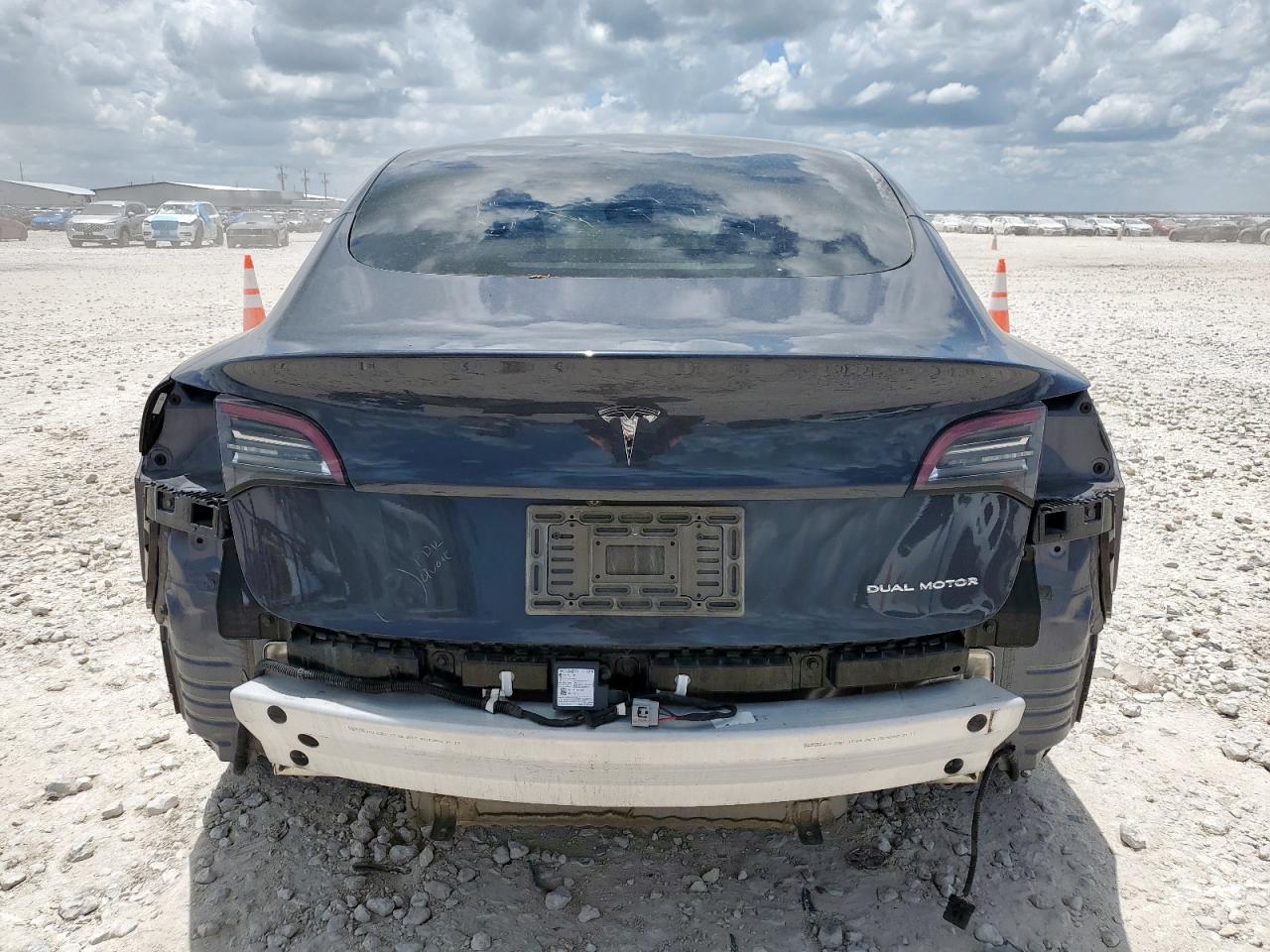 TESLA MODEL 3 LR AWD