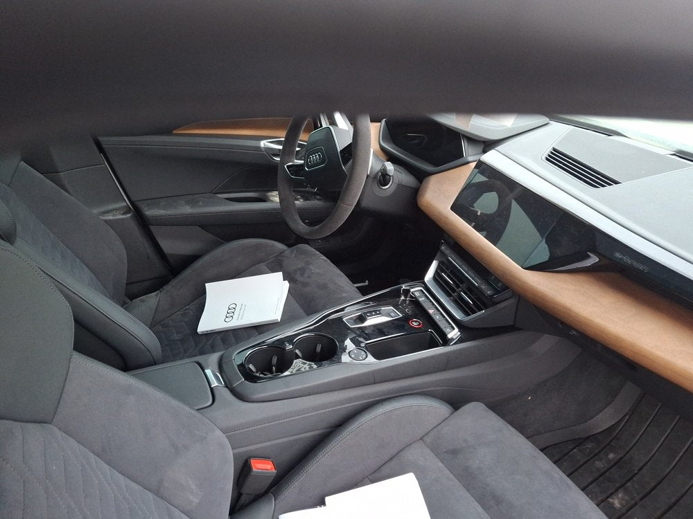 AUDI E-TRON GT PREMIUM PLUS