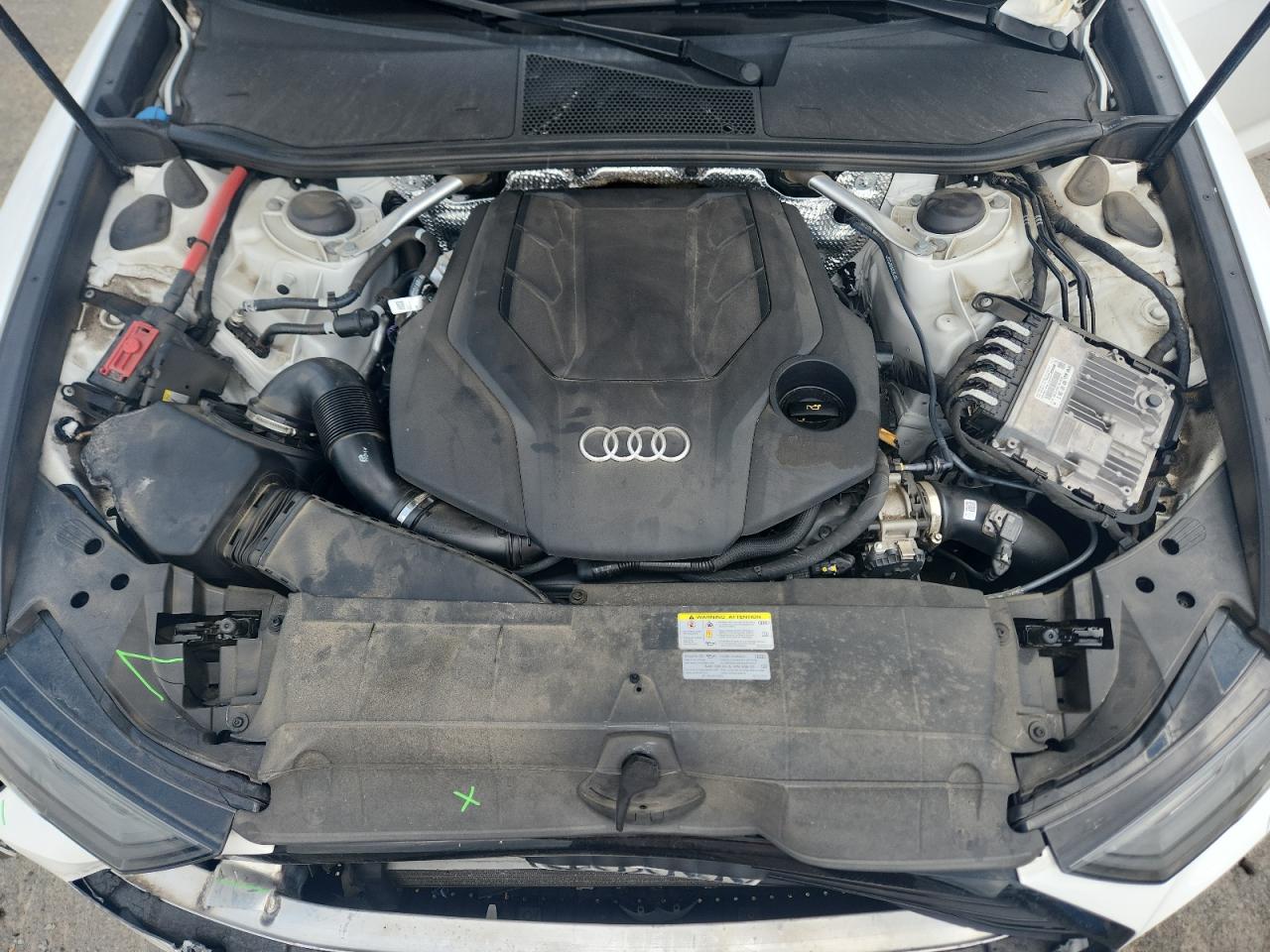 AUDI A6 PREMIUM S-LINE