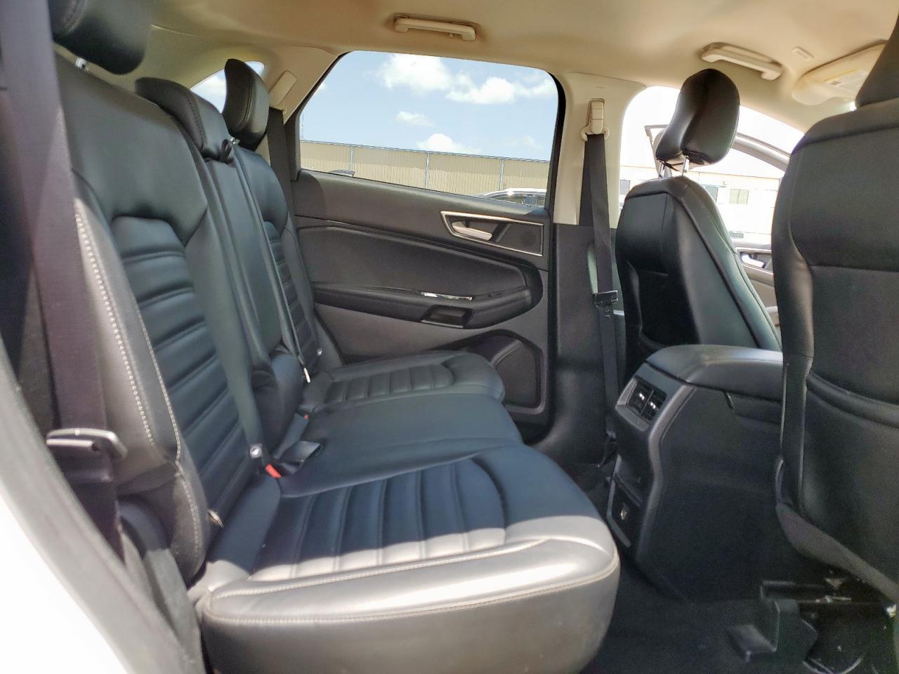 FORD EDGE SEL