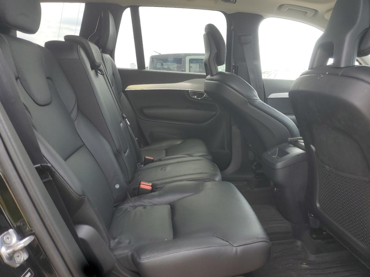 VOLVO XC90 T5 MOMENTUM
