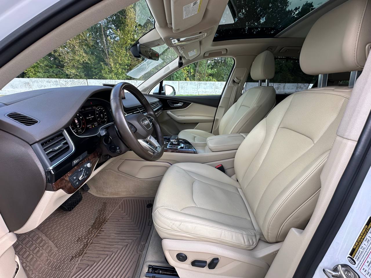 AUDI Q7