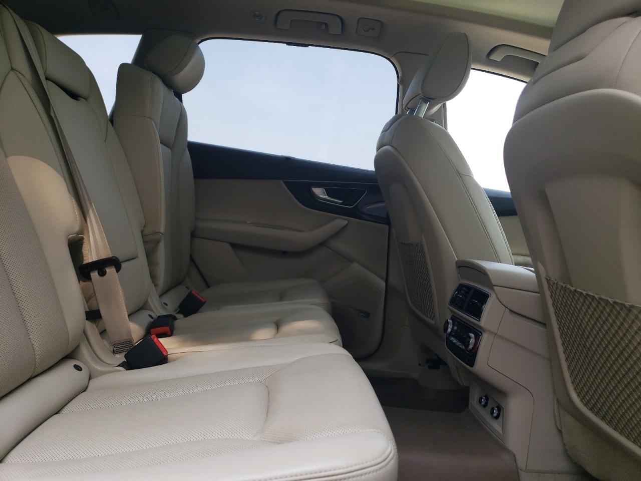 AUDI Q7 PREMIUM PLUS