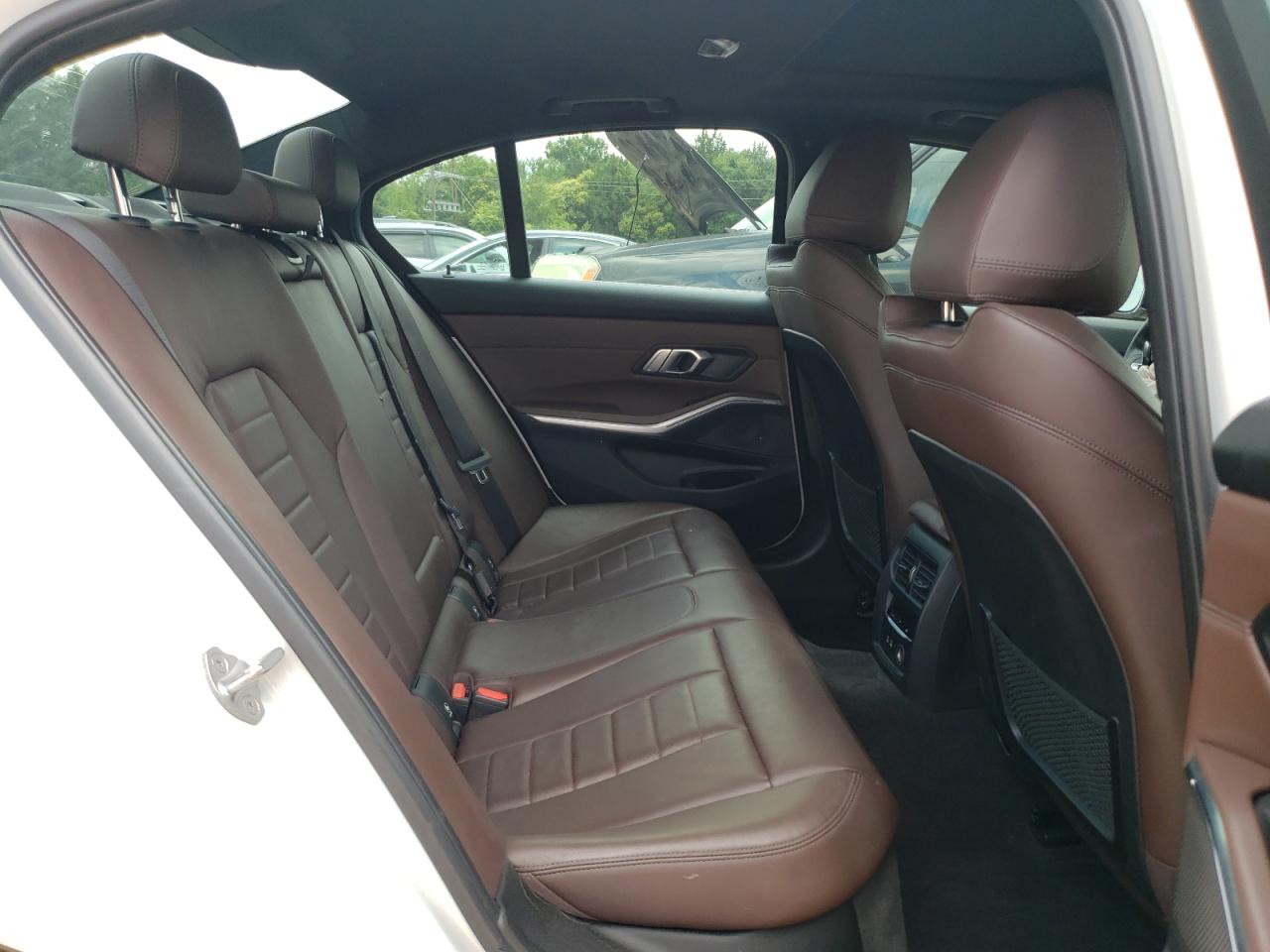 BMW 330I