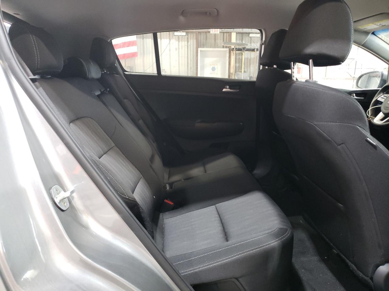 KIA SPORTAGE LX