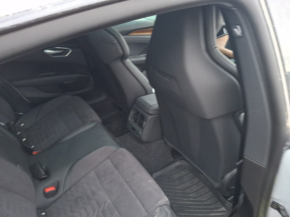 AUDI E-TRON GT PREMIUM PLUS