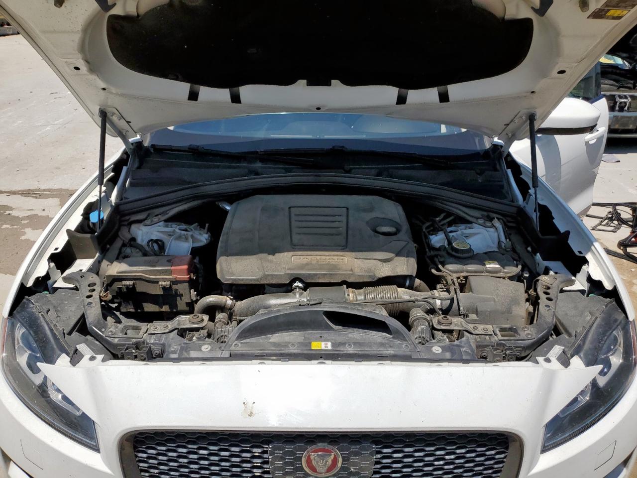 JAGUAR F-PACE PREMIUM