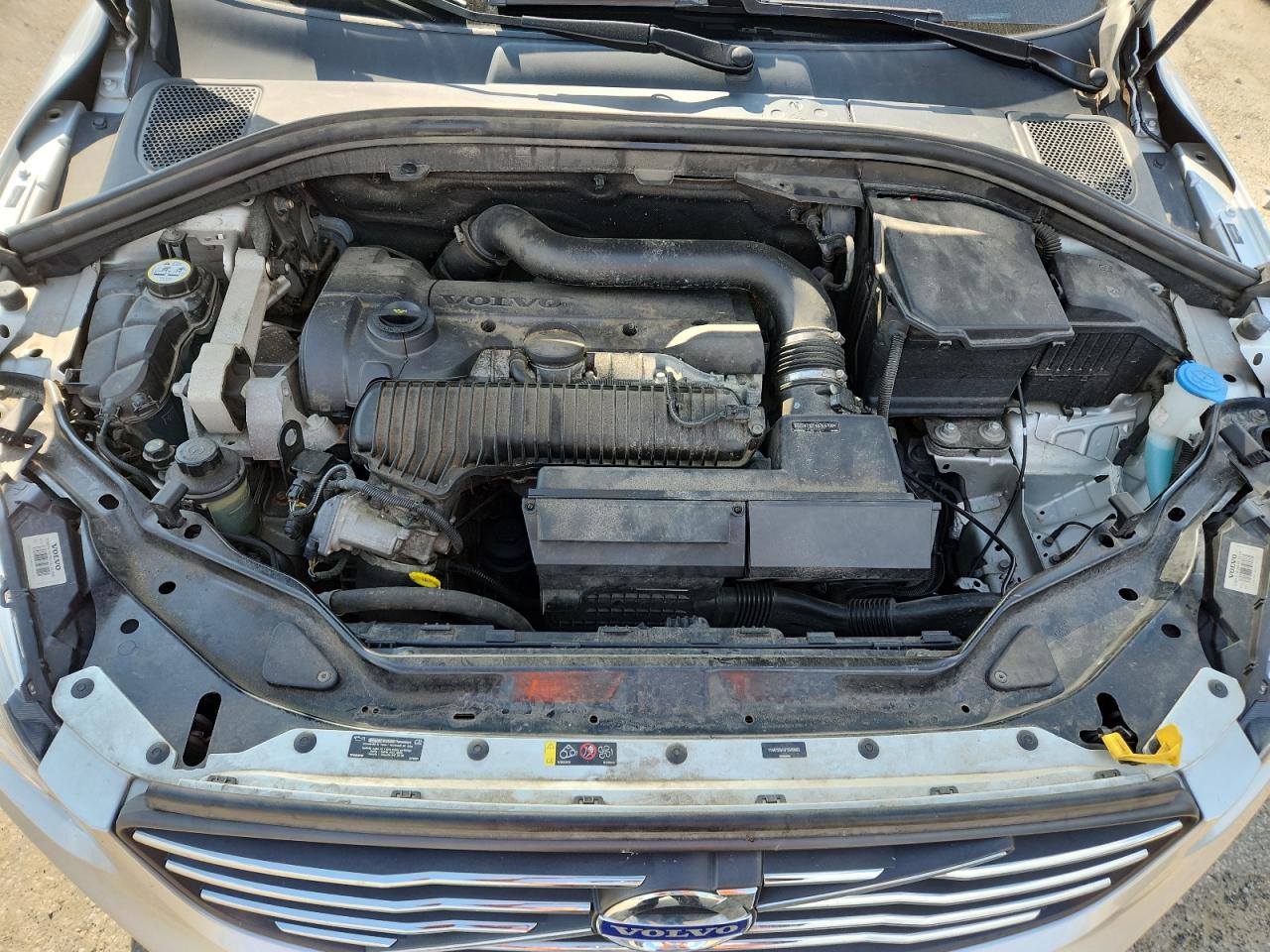 VOLVO XC60 T5 PREMIER