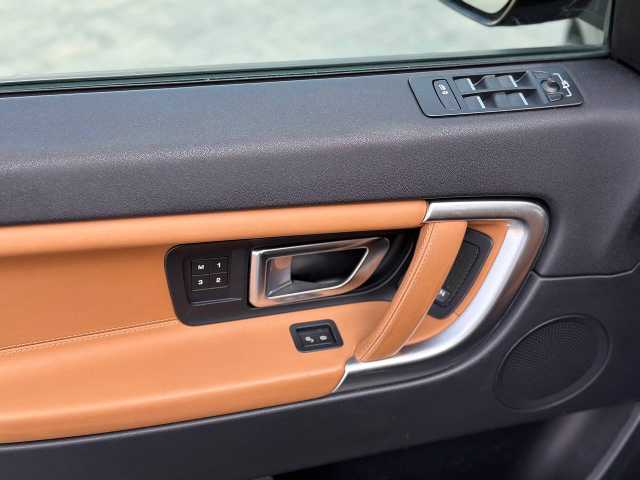 LAND ROVER DISCOVERY SPORT HSE LUXURY