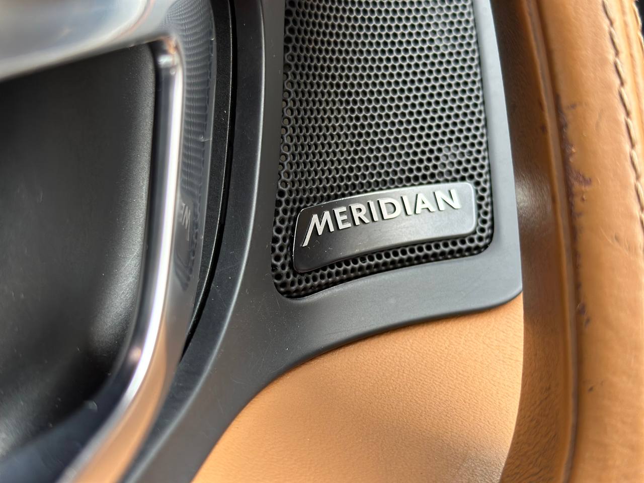 LAND ROVER DISCOVERY SPORT HSE LUXURY