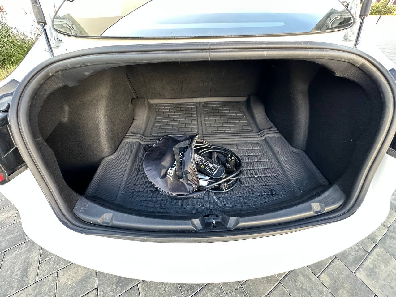 TESLA MODEL 3 LR DM