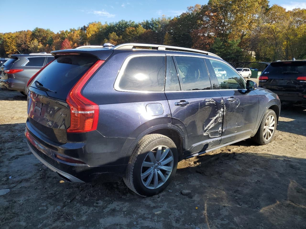 2016 VOLVO XC90 T6