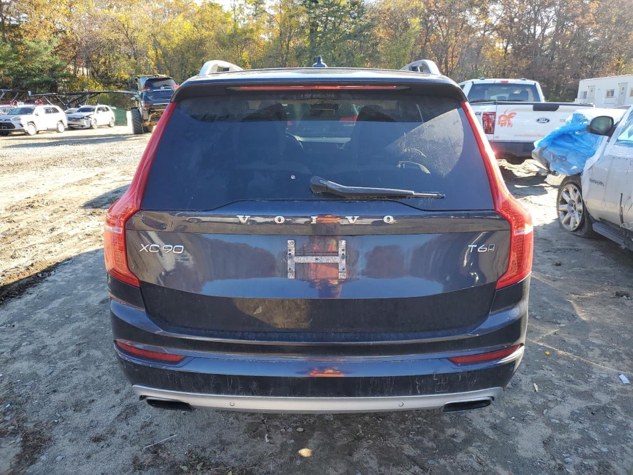 2016 VOLVO XC90 T6