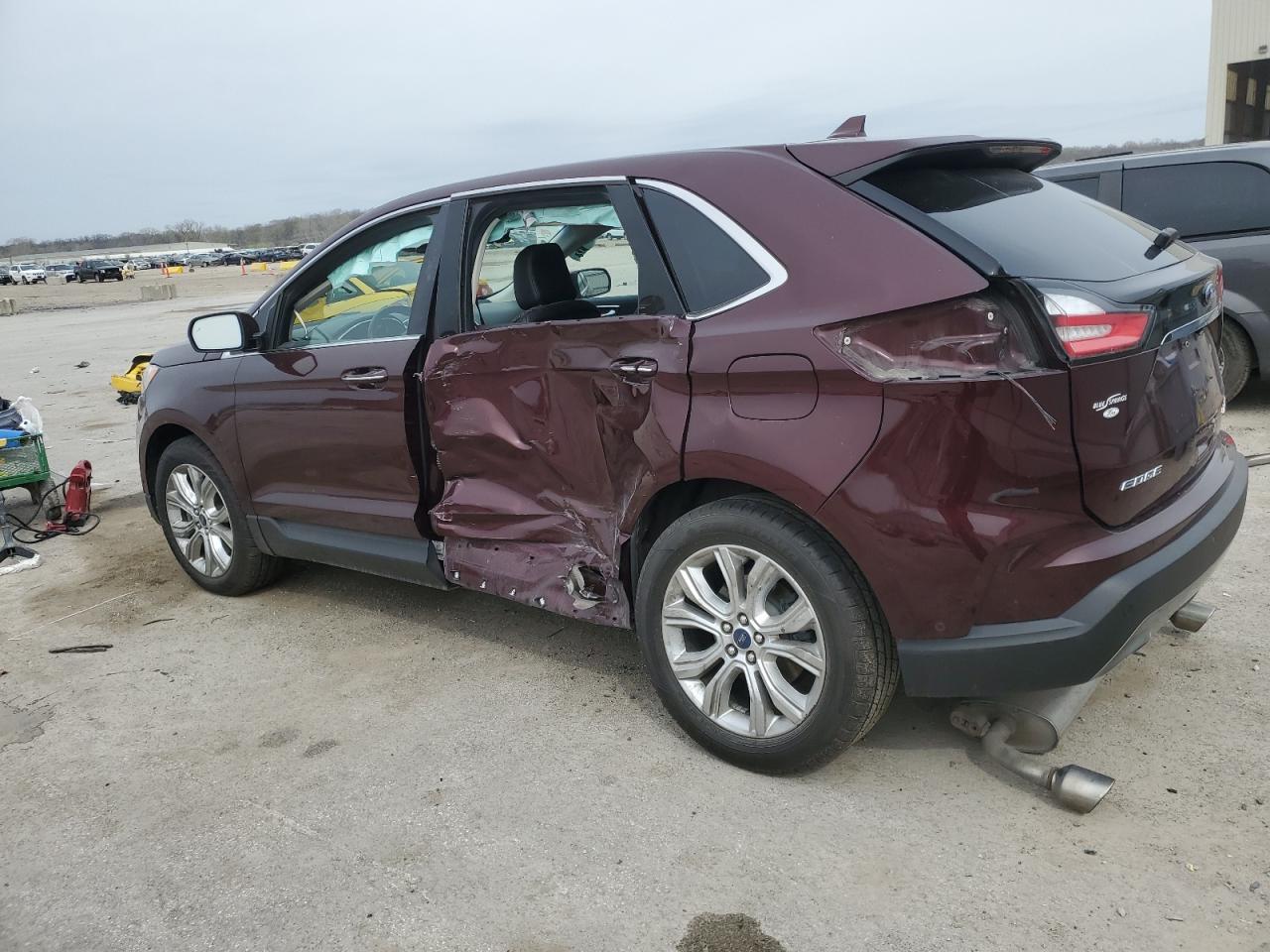 FORD EDGE TITANIUM