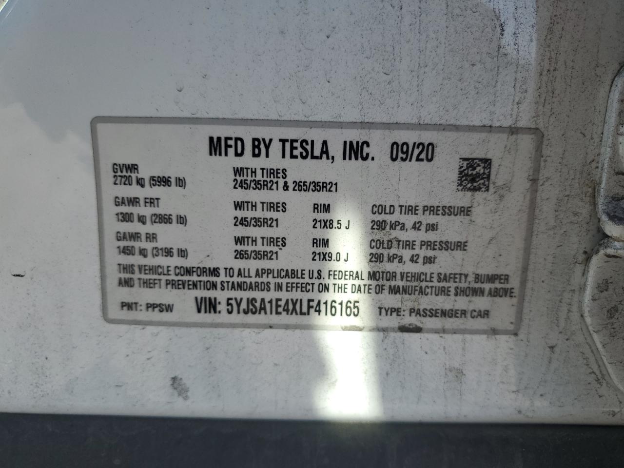 TESLA MODEL S PERFORMANCE RAVEN