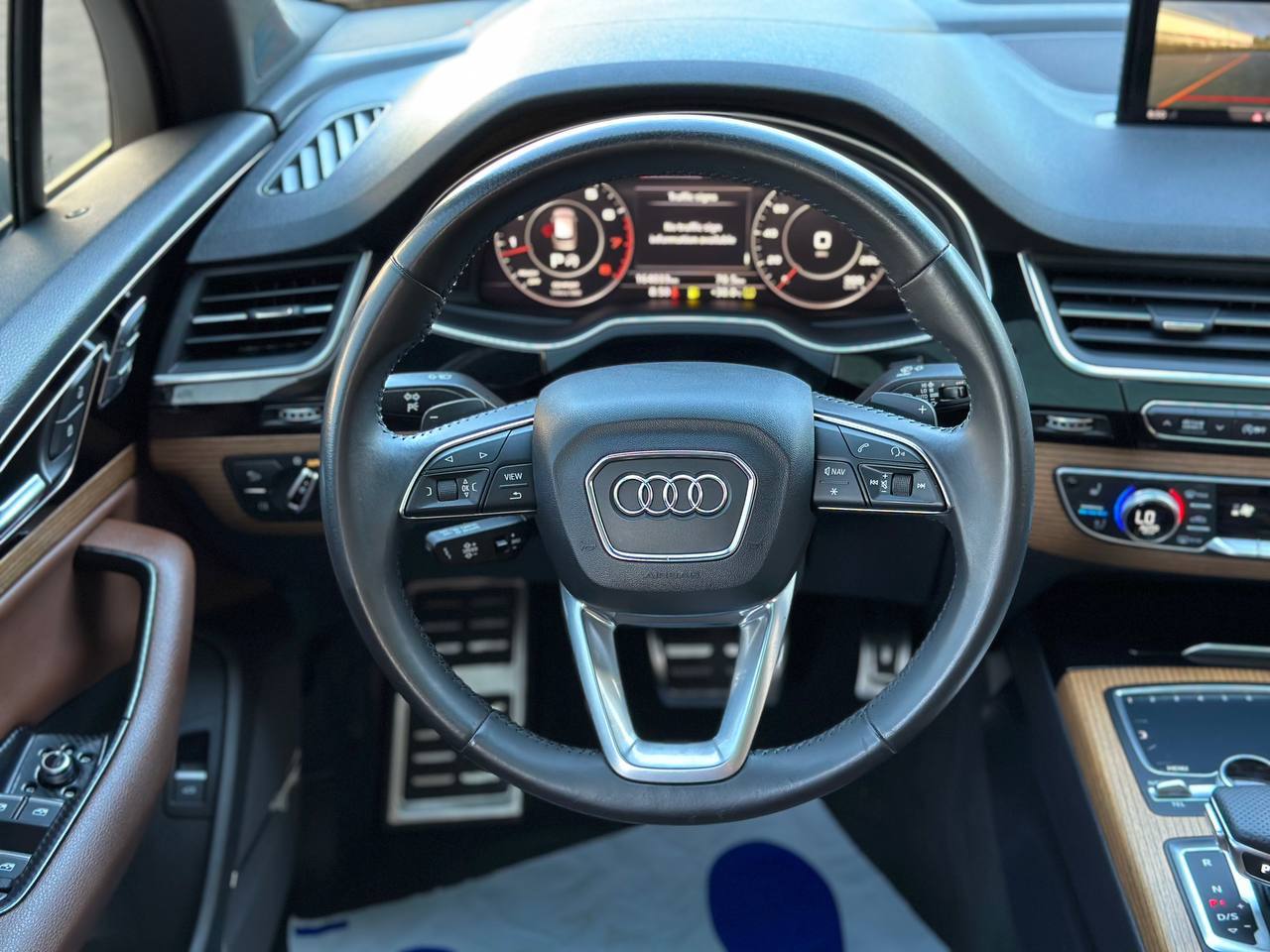 AUDI Q7 PRESTIGE EXCLUSIVE