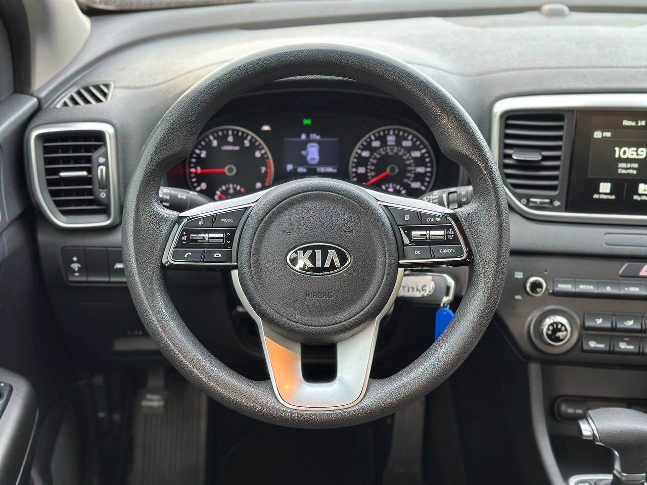 KIA SPORTAGE LX