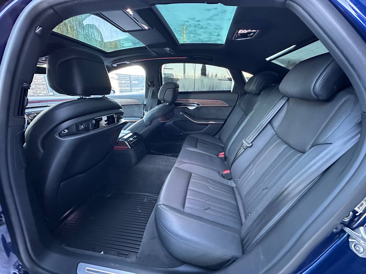 2021 AUDI A8 Long  S-LINE