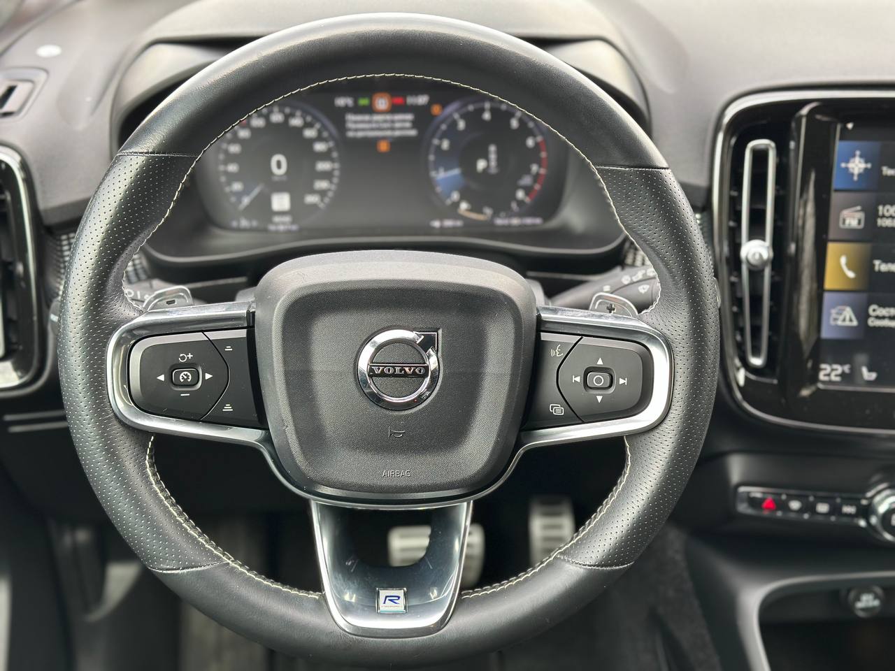 2019 VOLVO XC40 T5 R-DESIGN