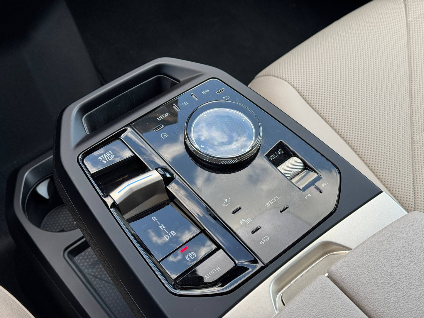 2022 BMW iX xDrive50