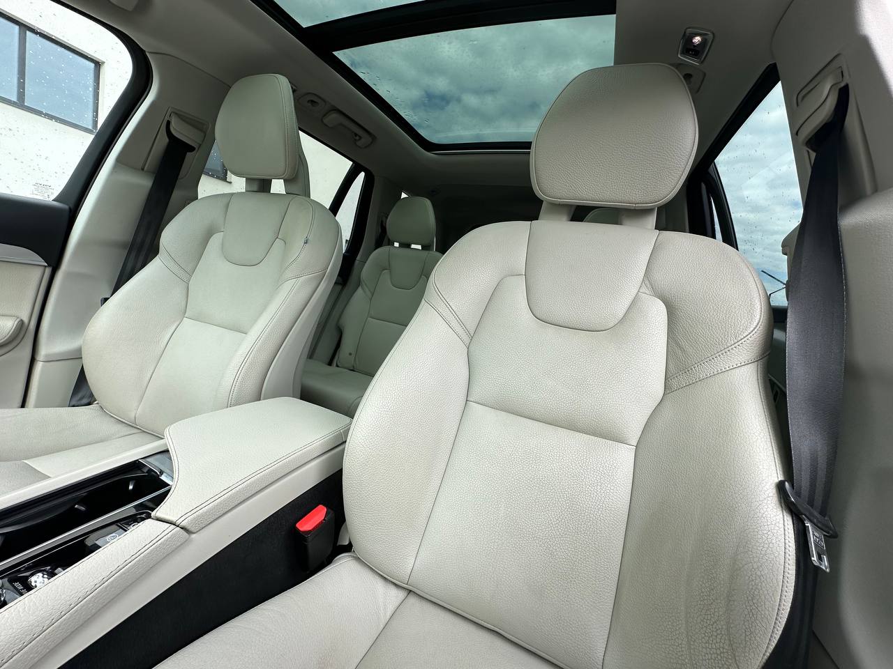 2016 VOLVO XC90 T5 AWD