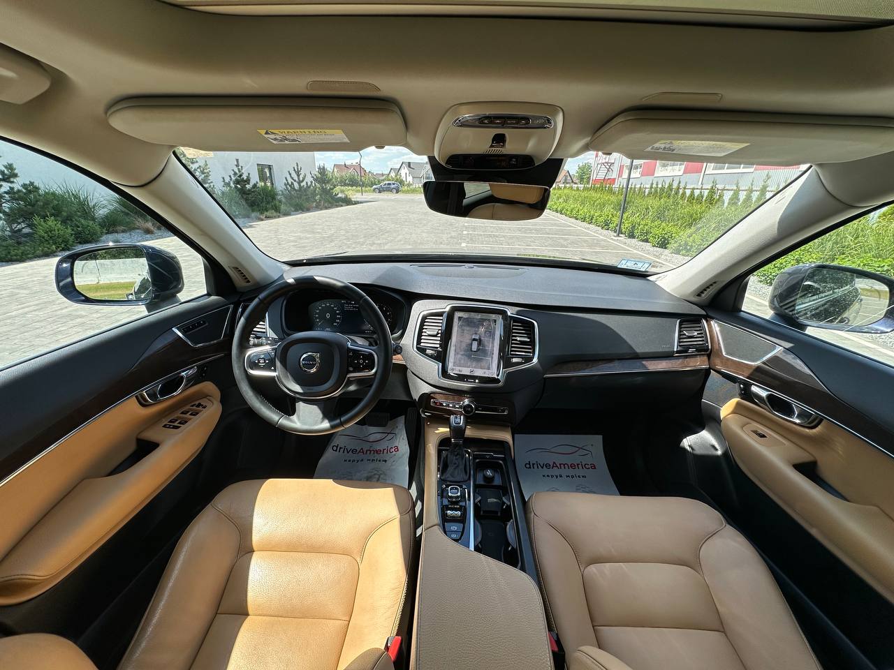 2016 VOLVO XC90 T6